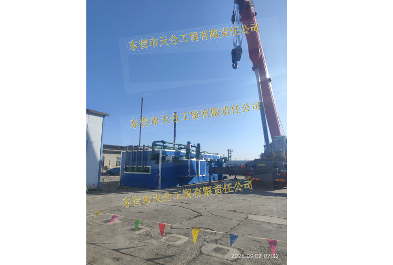 順利完成孤島油管廠(chǎng)油管清洗機(jī)（帶自動(dòng)排泥裝置）發(fā)運(yùn)安裝任務(wù)